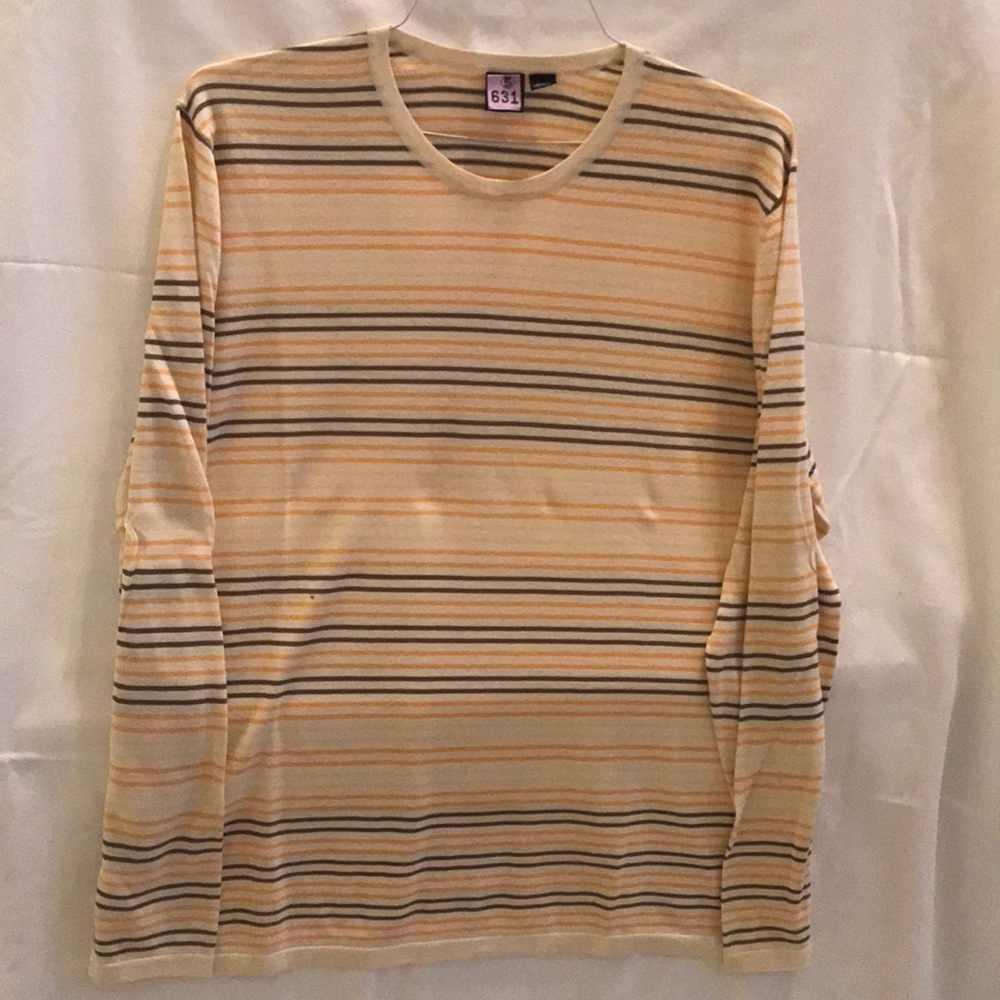 Pull over shirt